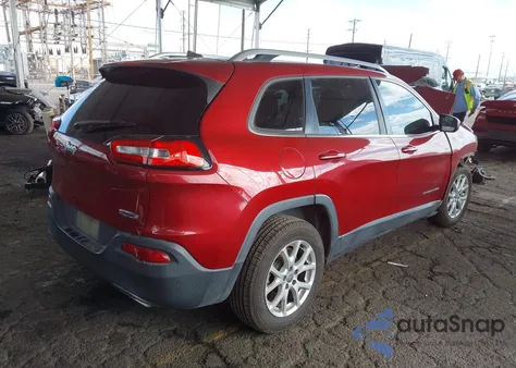 2016 Jeep Cherokee Latitude z USA, uszkodzony, nr VIN 1C4PJLCS1GW324298